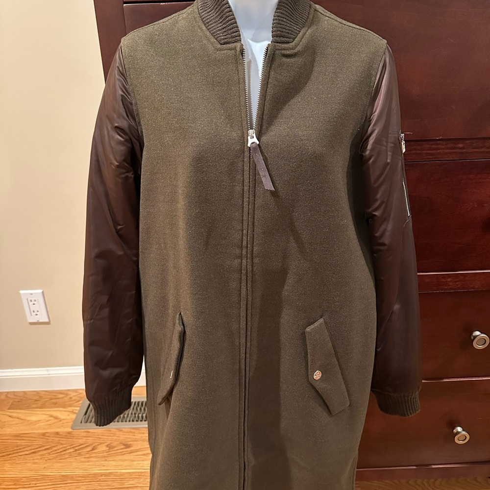 Obey coat